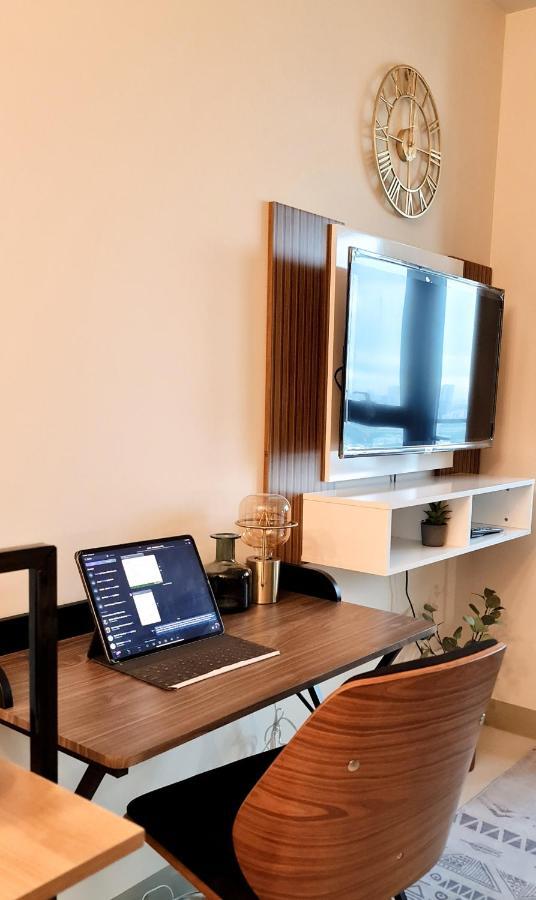 Luxe Bonifacio Global City Taguig Uptown Condo Hotel 1 Bedroom Suite Kültér fotó