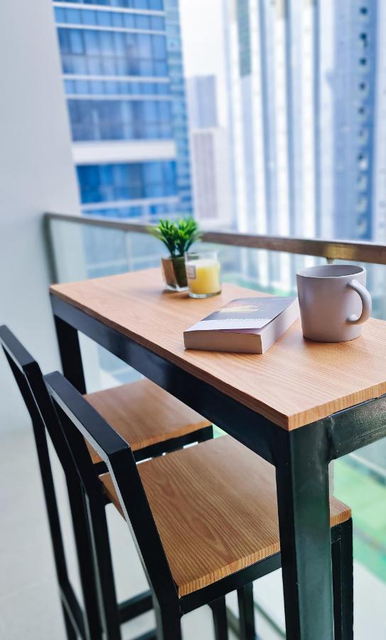 Luxe Bonifacio Global City Taguig Uptown Condo Hotel 1 Bedroom Suite Kültér fotó
