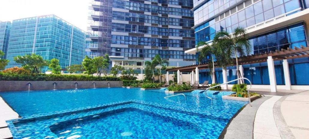 Luxe Bonifacio Global City Taguig Uptown Condo Hotel 1 Bedroom Suite Kültér fotó