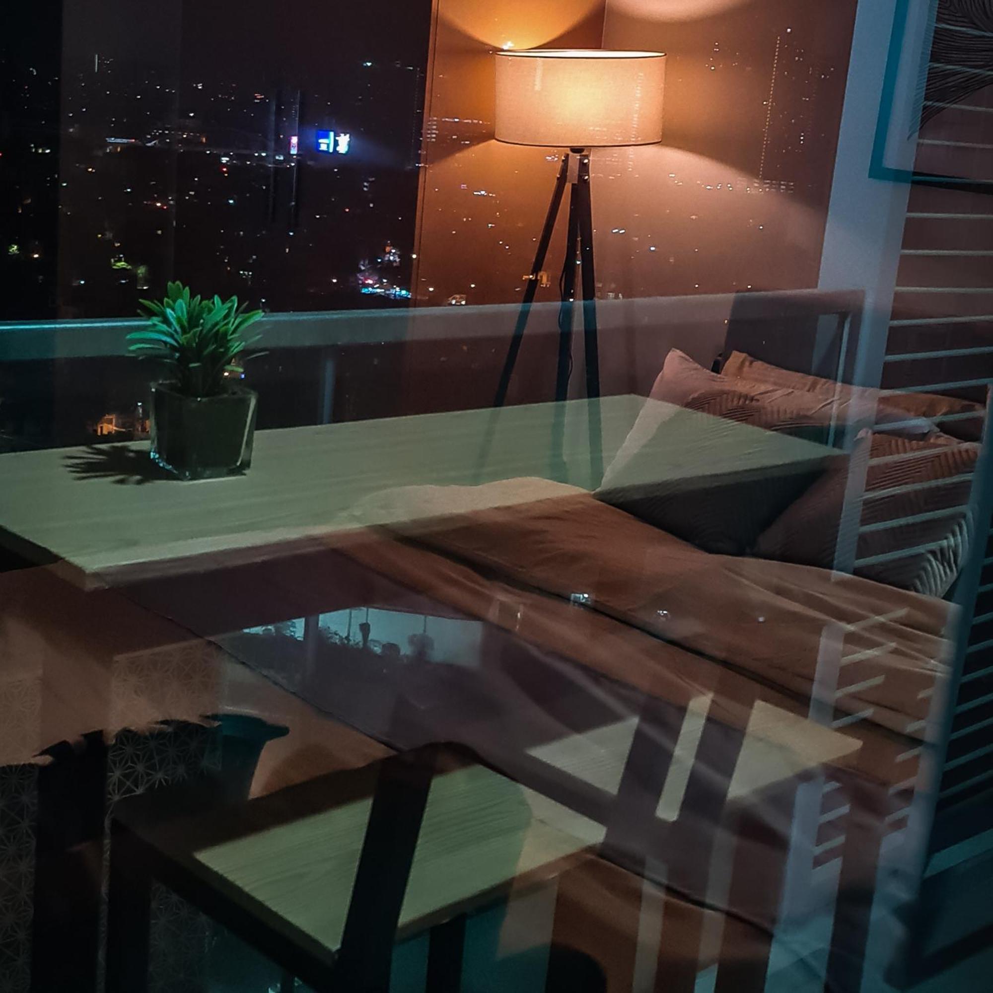 Luxe Bonifacio Global City Taguig Uptown Condo Hotel 1 Bedroom Suite Kültér fotó